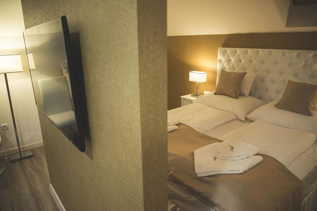 Munkacsy Hotel Бекешчаба Номер фото